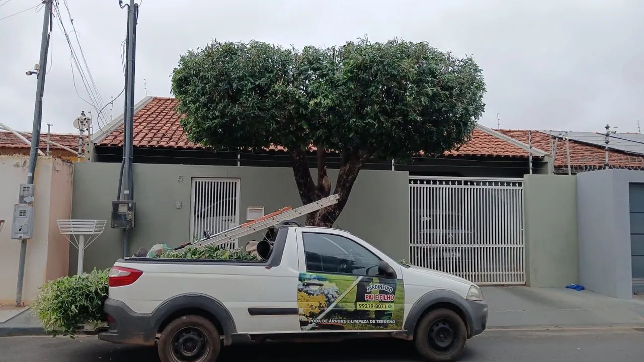Jardineiro//Jardinagem//Jardins  - Foto 2