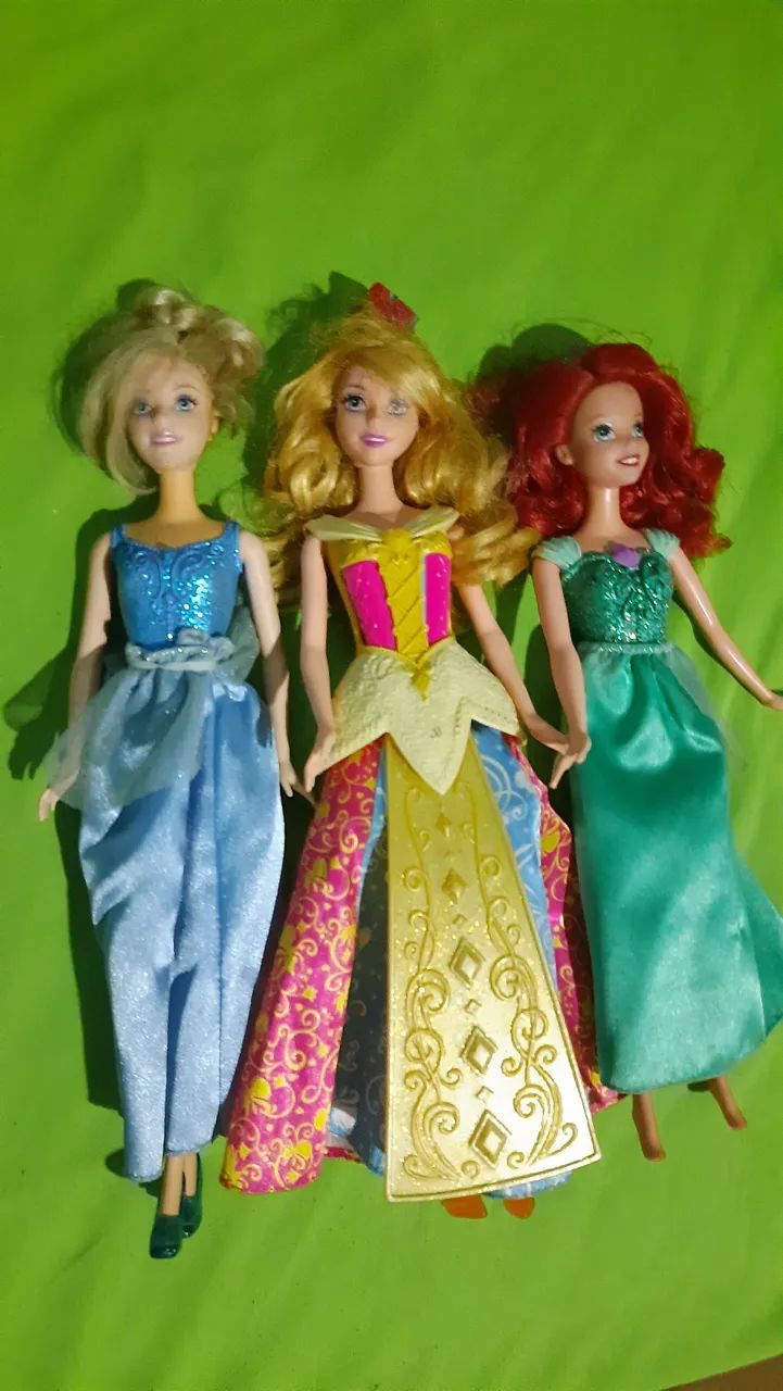 3 bonecas princesas Disney Mattel usadas 