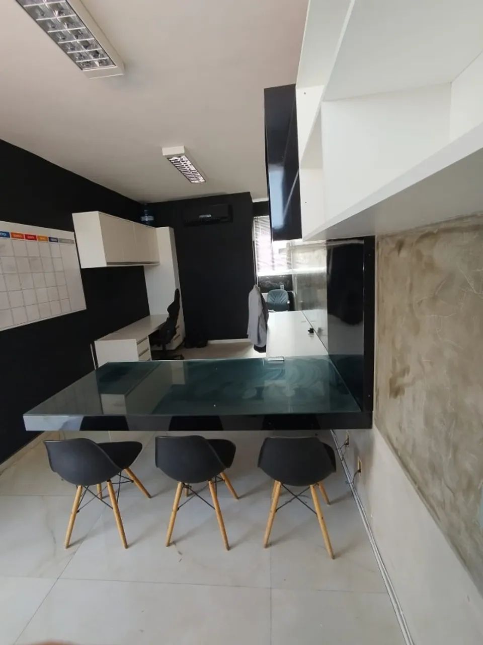 Sala Comercial Mobiliada - Av. Jóquei Clube, Jóquei - 23m² + Vaga - Foto 3