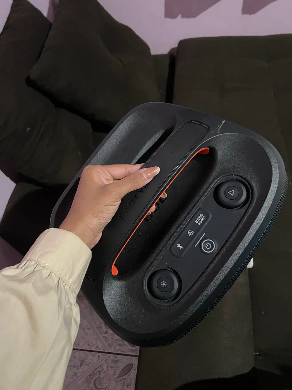 Caixa de som JBL original semi nova  - Foto 2