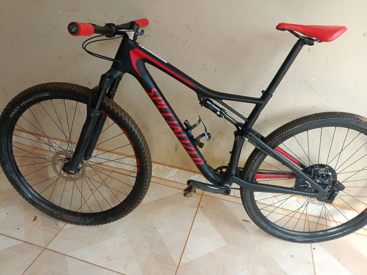 Full épic carbono Specialized 