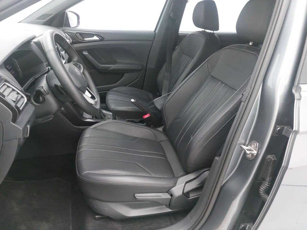 Volkswagen T-Cross Highline 1.4 TSI Flex 16V 5P AUT, foto 16 de 18