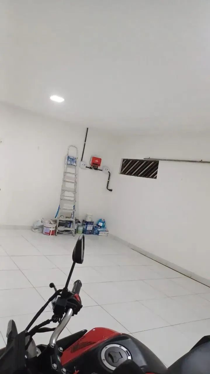 PASSO CASA NA CIDADE OPERARIA CONJUNTO REVIVER COM 3 QUARTOS - Foto 2