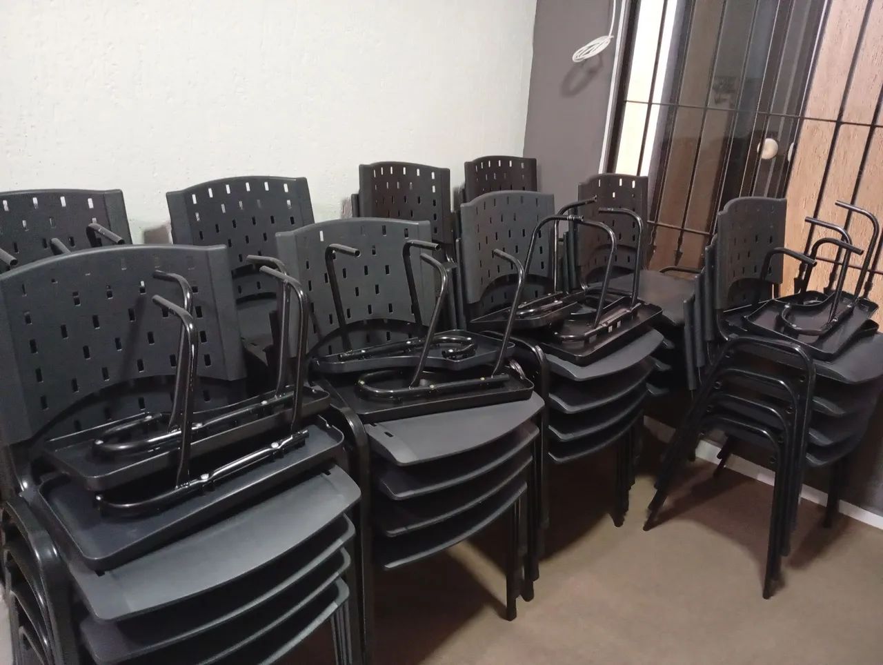 Cadeira universitária R$ 99,00 - Foto 3