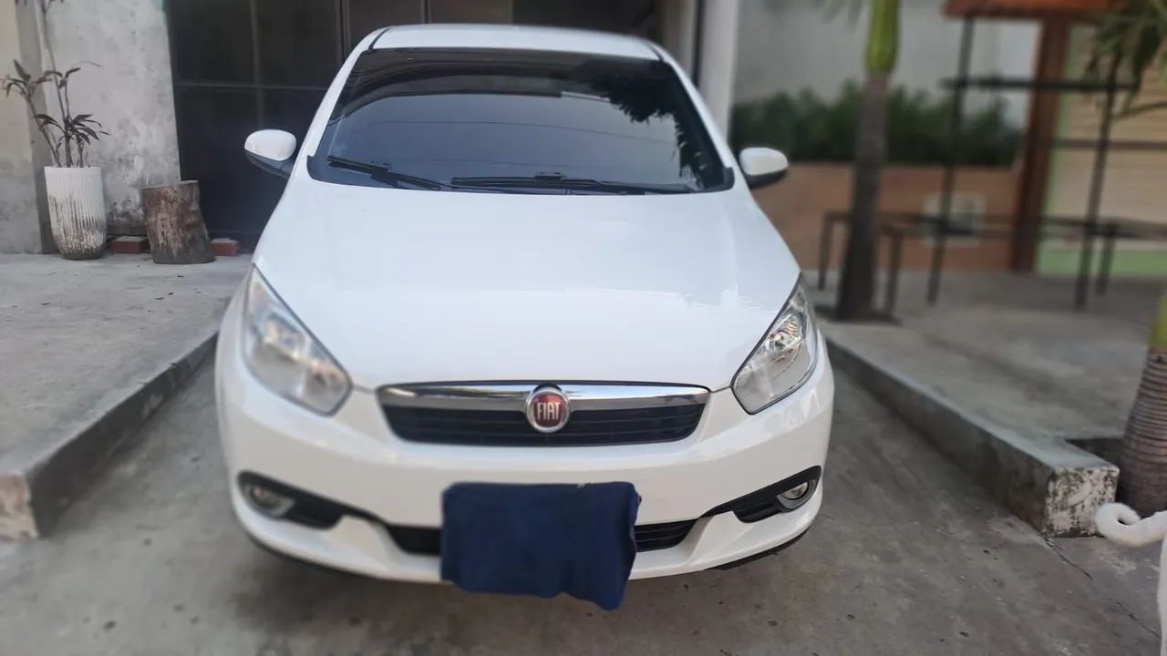 Fiat Grand Siena Grand Siena ESSENCE 1.6 Flex 16V 2016