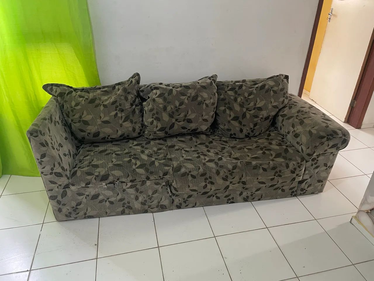 Sofá 3 lugares 