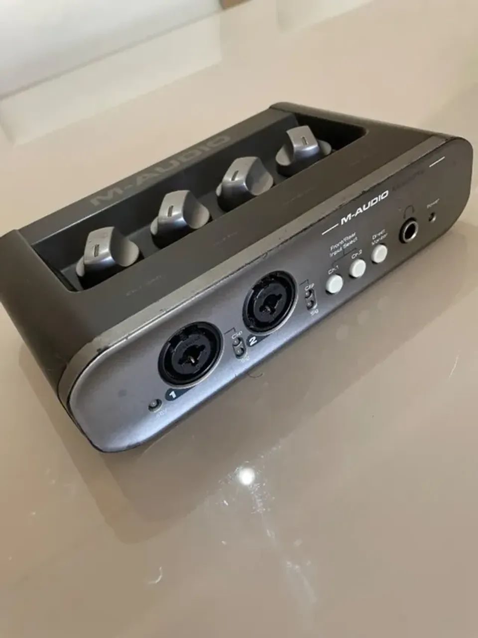 Microfone condensador AKG P120 + Interface M-Audio - Foto 3