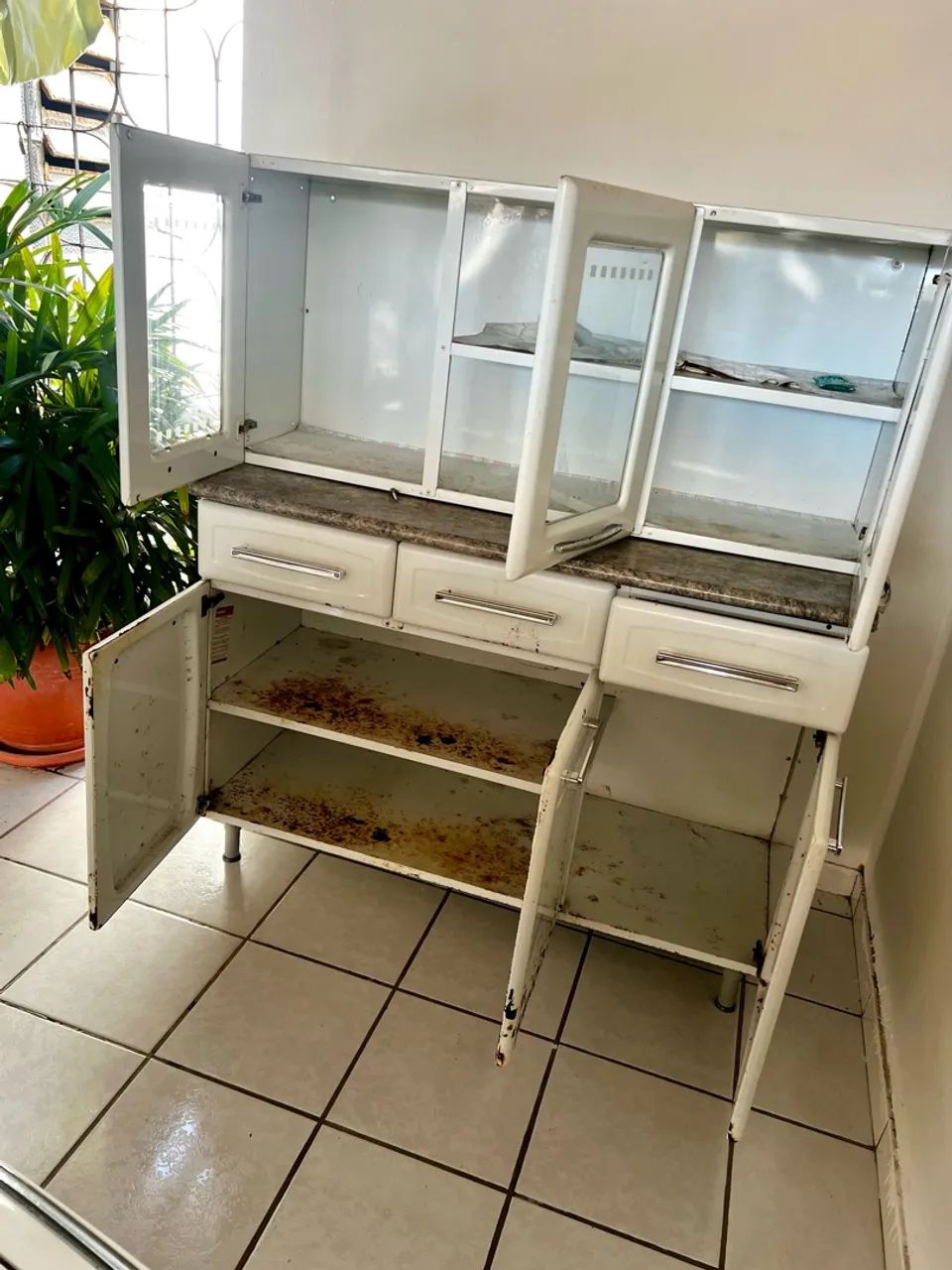 2 Armários por 100 com Marcas de uso - Foto 3