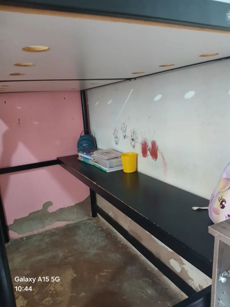 Beliche de ferro com escrivaninha - Foto 2