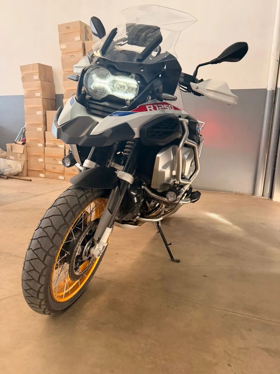 BMW R 1250 GS Adventure premium rallye 2021 com baús e acessórios  - Foto 12