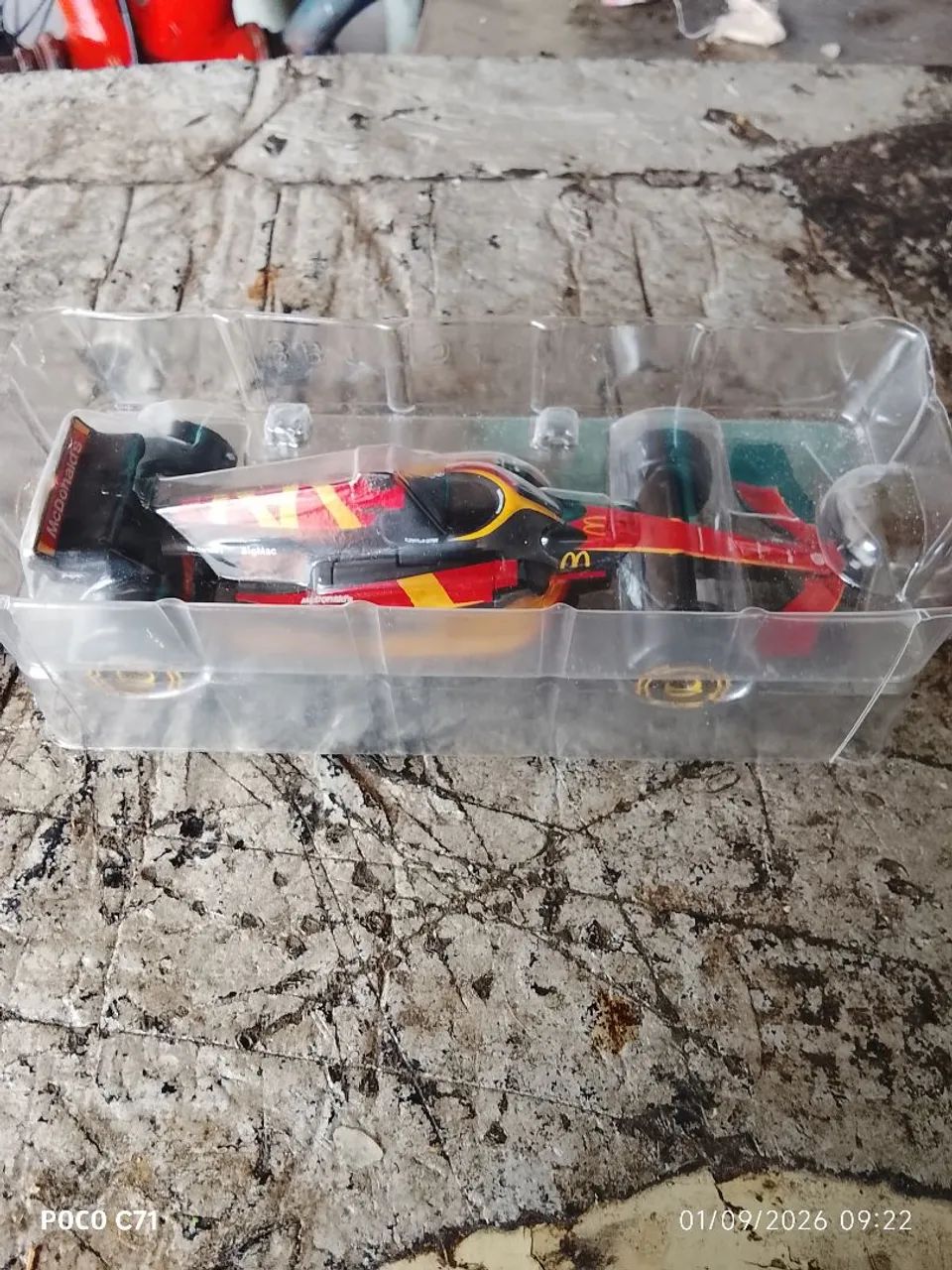 Miniatura de fórmula 1 da McDonald's  - Foto 3