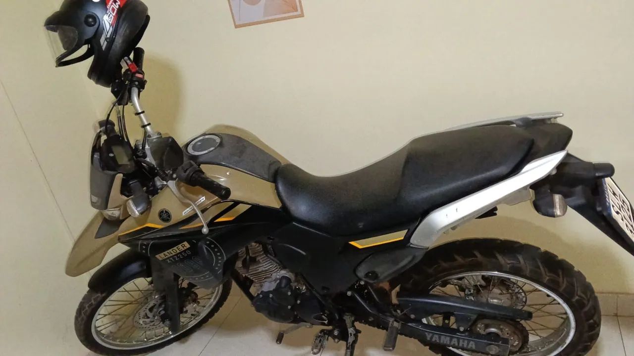 XTZ 250 LANDER - Foto 2