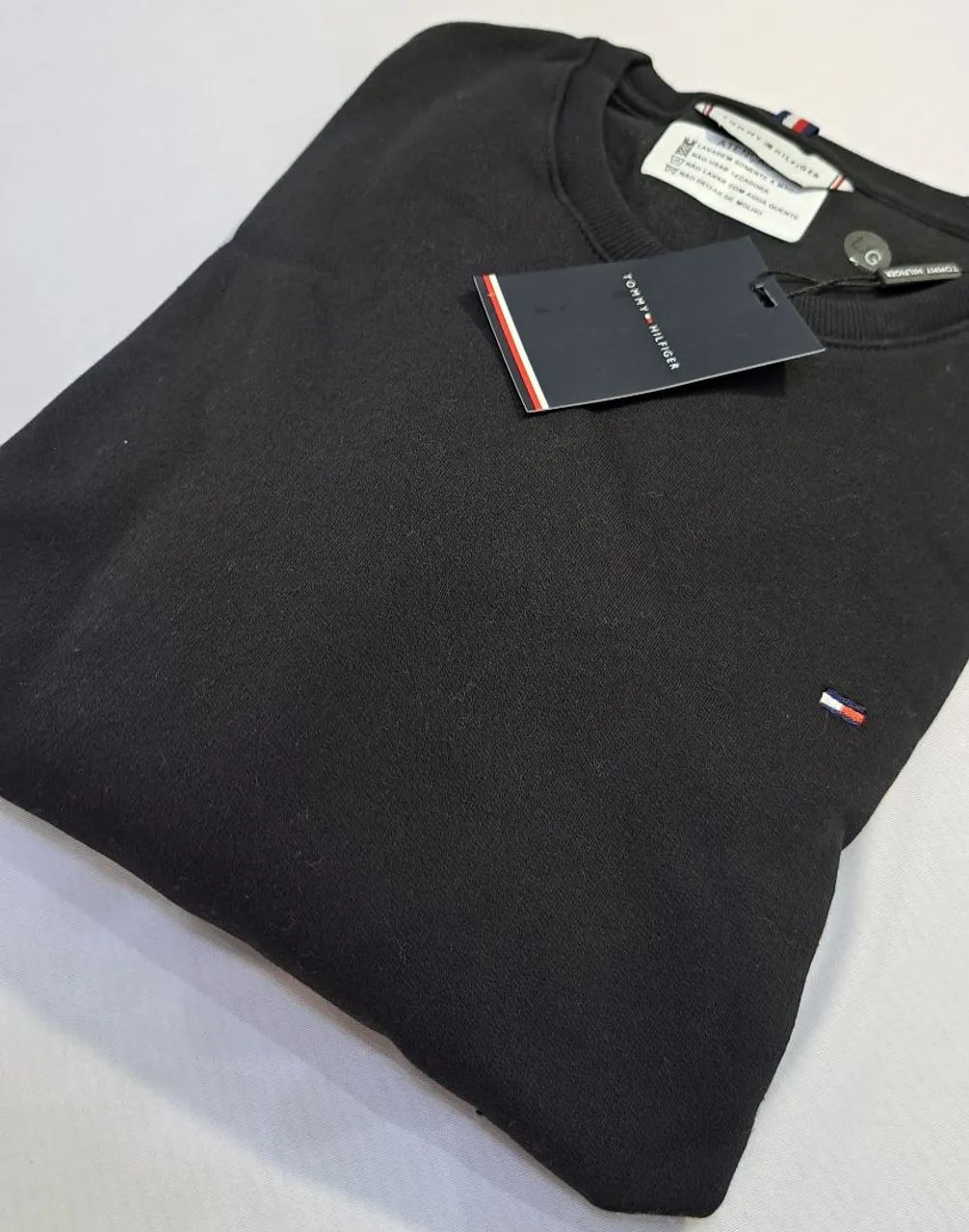Blusa Moletom Tommy Hilfiger Preta - Foto 4