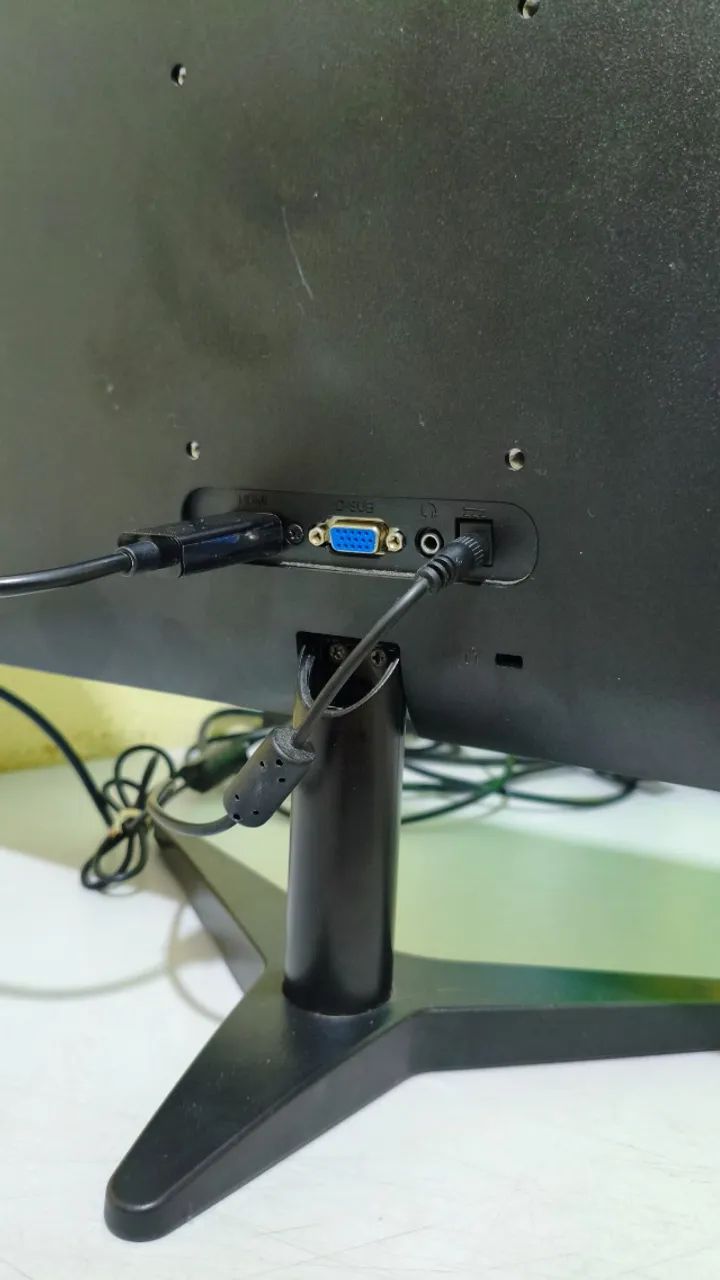 Monitor AOC B1 21.5" - Foto 3
