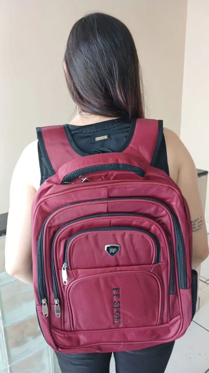 MOCHILA VERMELHA - NOVA E PRONTA ENTREGA - Foto 2