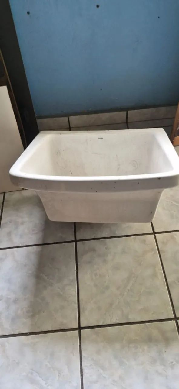 Tanque para área de serviço 