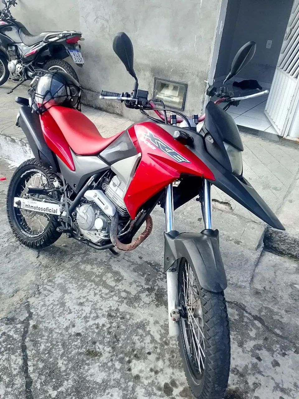 XRE 300 