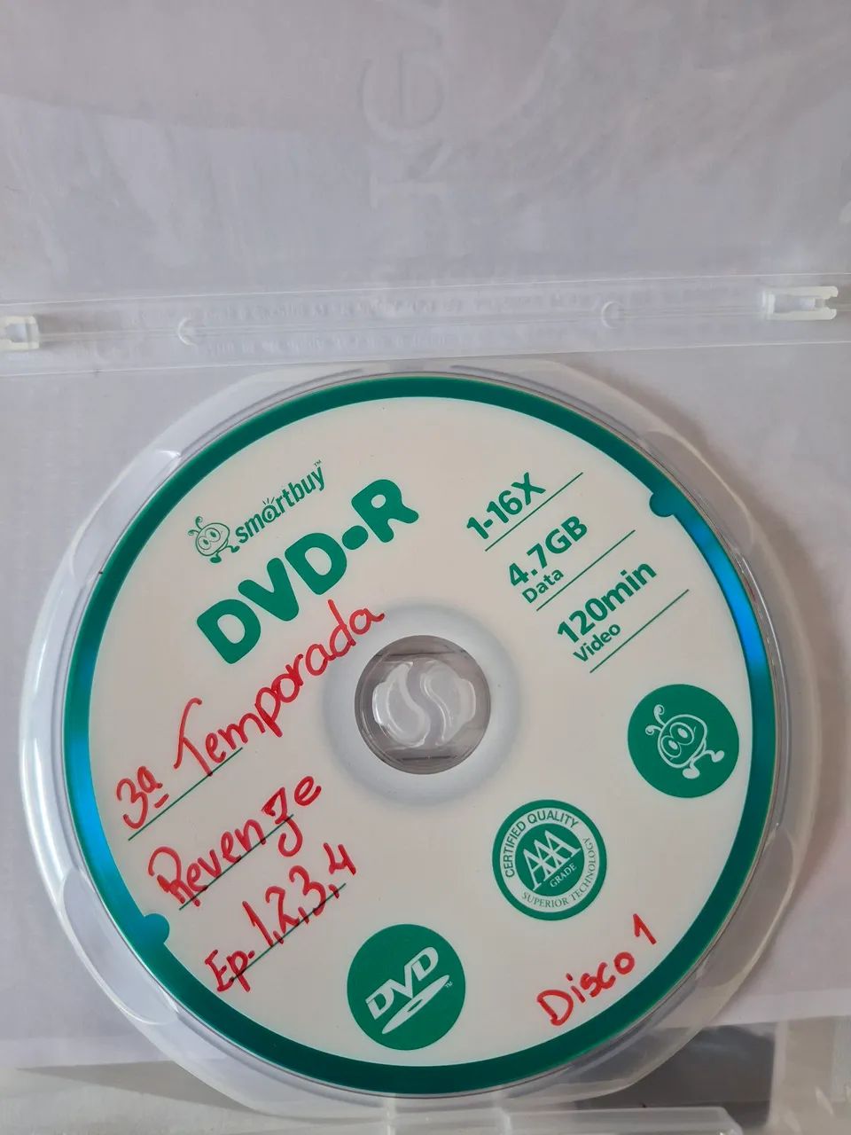 DVDs - série REVENGE... 1a, 2a e 3a temporadas. Cópias excelentes, numeradas, com capas. - Foto 5