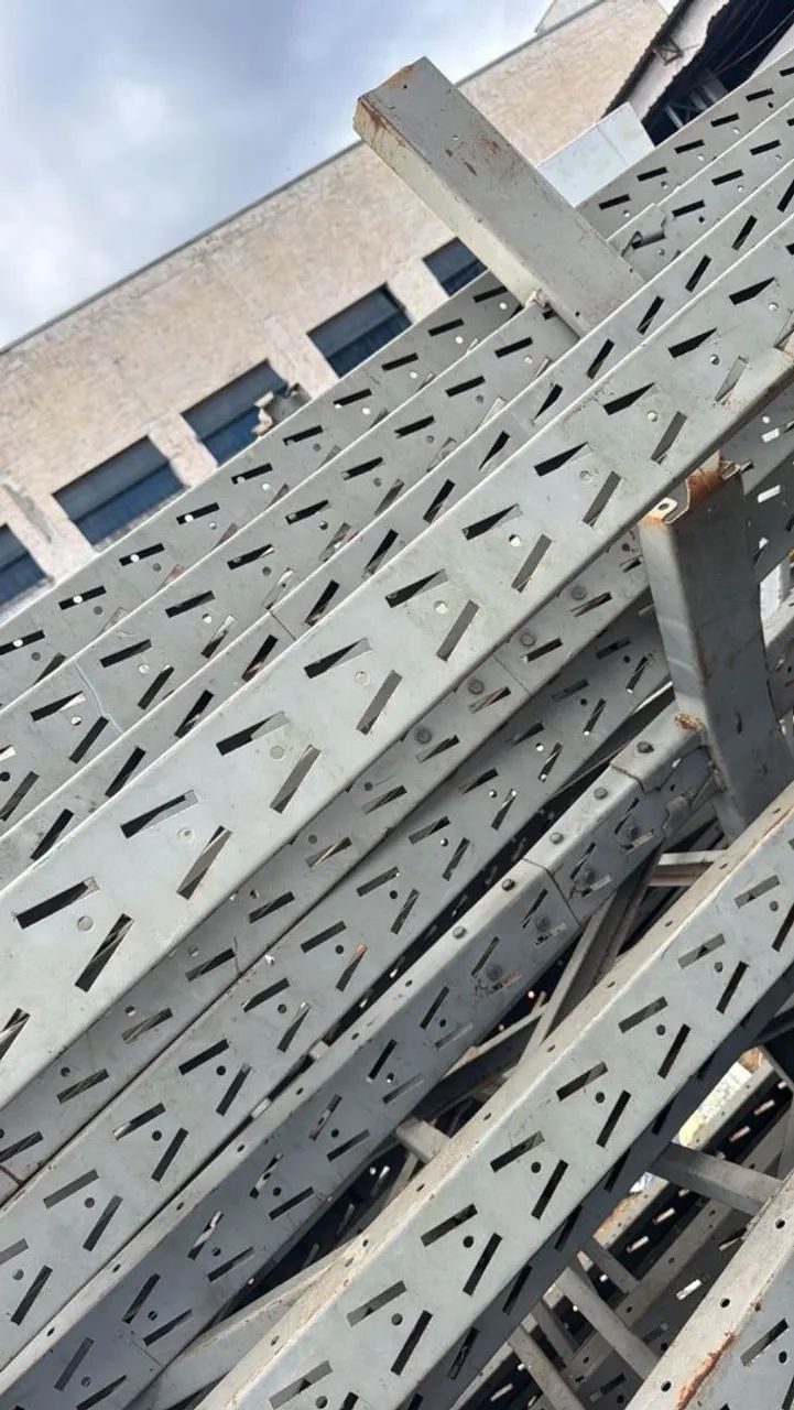 Porta Pallets / 4 mil kgs/Par - OFERTA ! R$79/ Long - Foto 3
