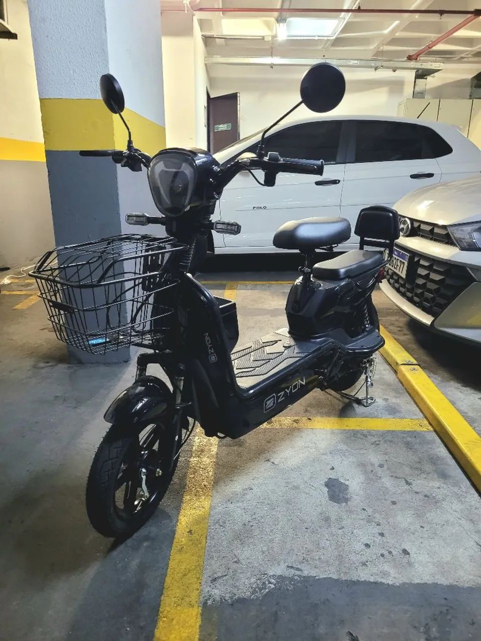 SCOOTER ELÉTRICA ZYON 