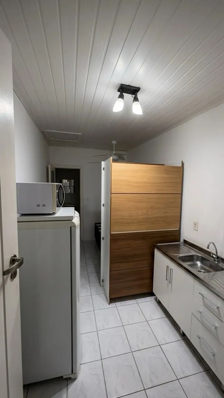 Kitnet mobiliada direto com proprietário  - Foto 2