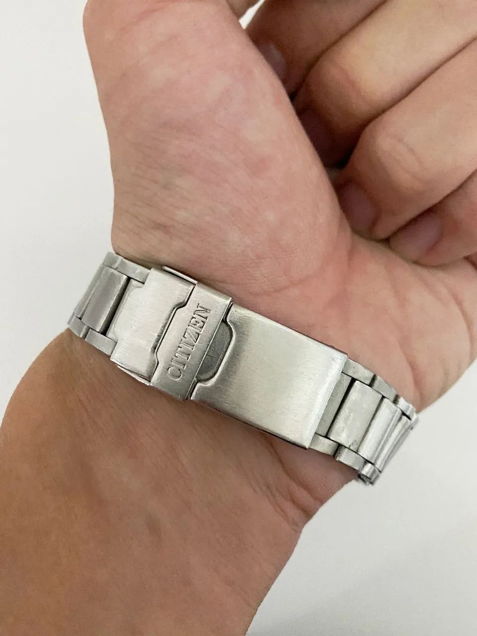 Relógio Citizen Sapphire quartz. - Foto 3