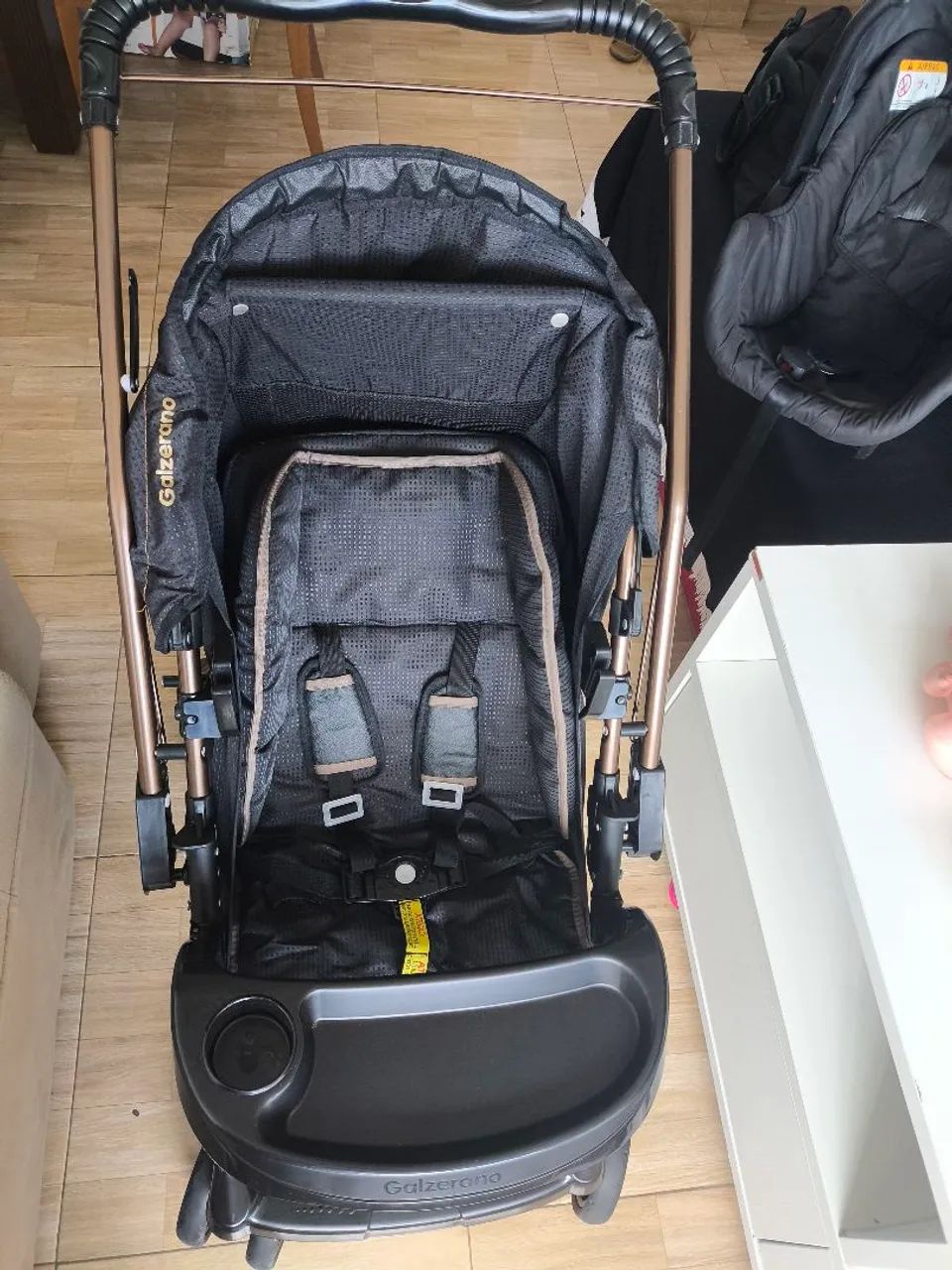 Carrinho de bebê + bebê conforto da Galzerano. - Foto 4