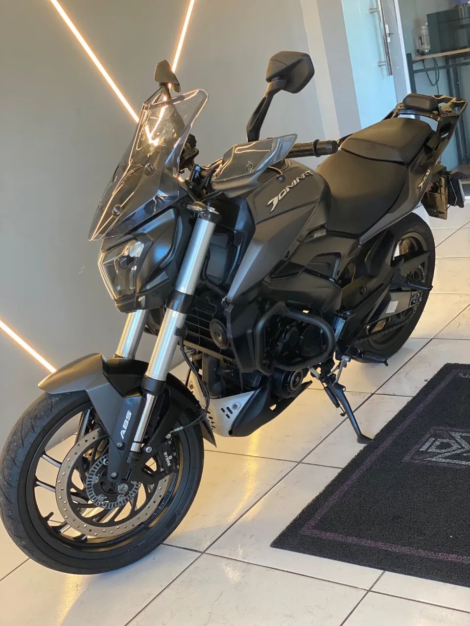 BAJAJ DOMINAR 400 2025 - Foto 4