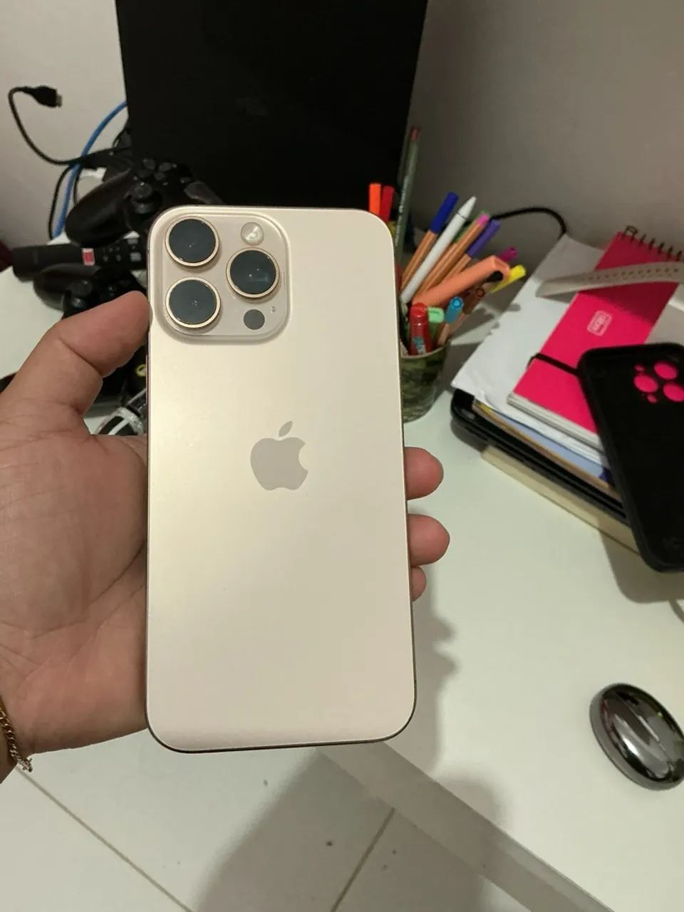 IPhone 16 pro Max  - Foto 4