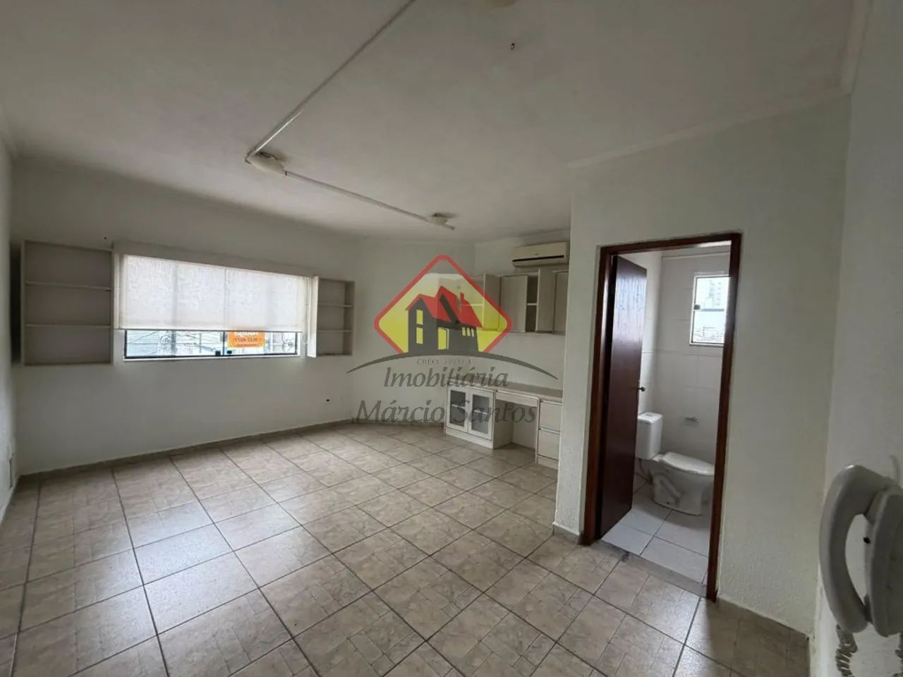 Locação de Comercial / Sala na cidade de Taubaté - Foto 3