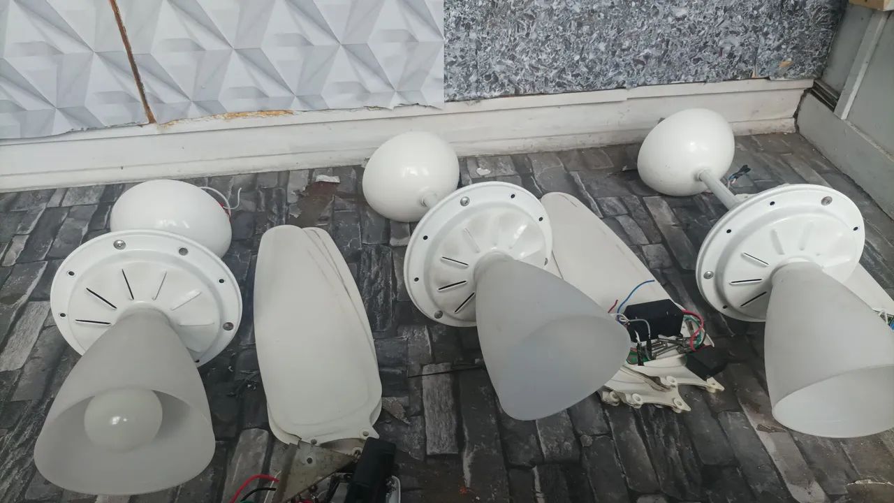 4 ventiladores de teto