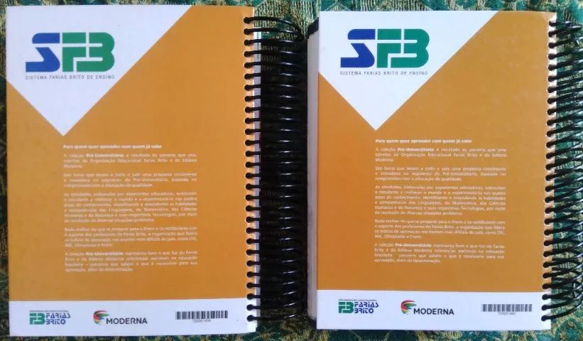 Livro Farias Brito Pré Universitário Vol 3 e 4 - Foto 2