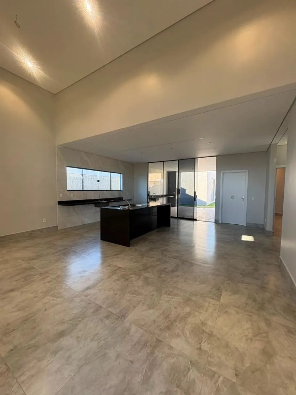 Excelente casa na Ponte Alta Norte - Foto 4