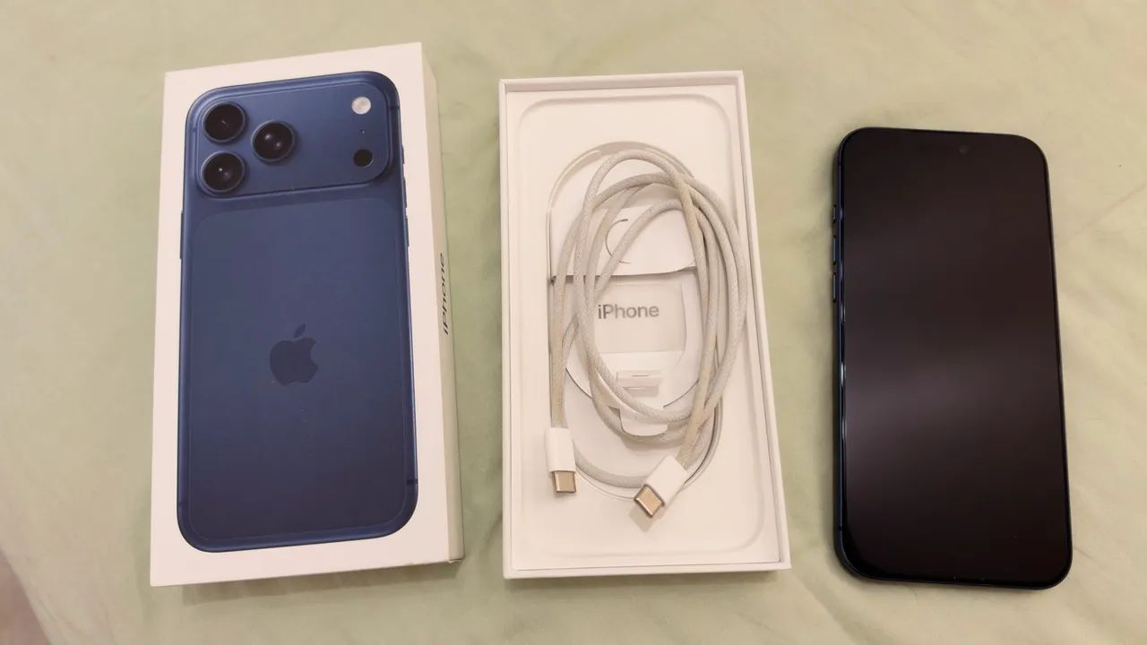 IPHONE 17 pro max azul 256, bateria 88%  - Foto 2