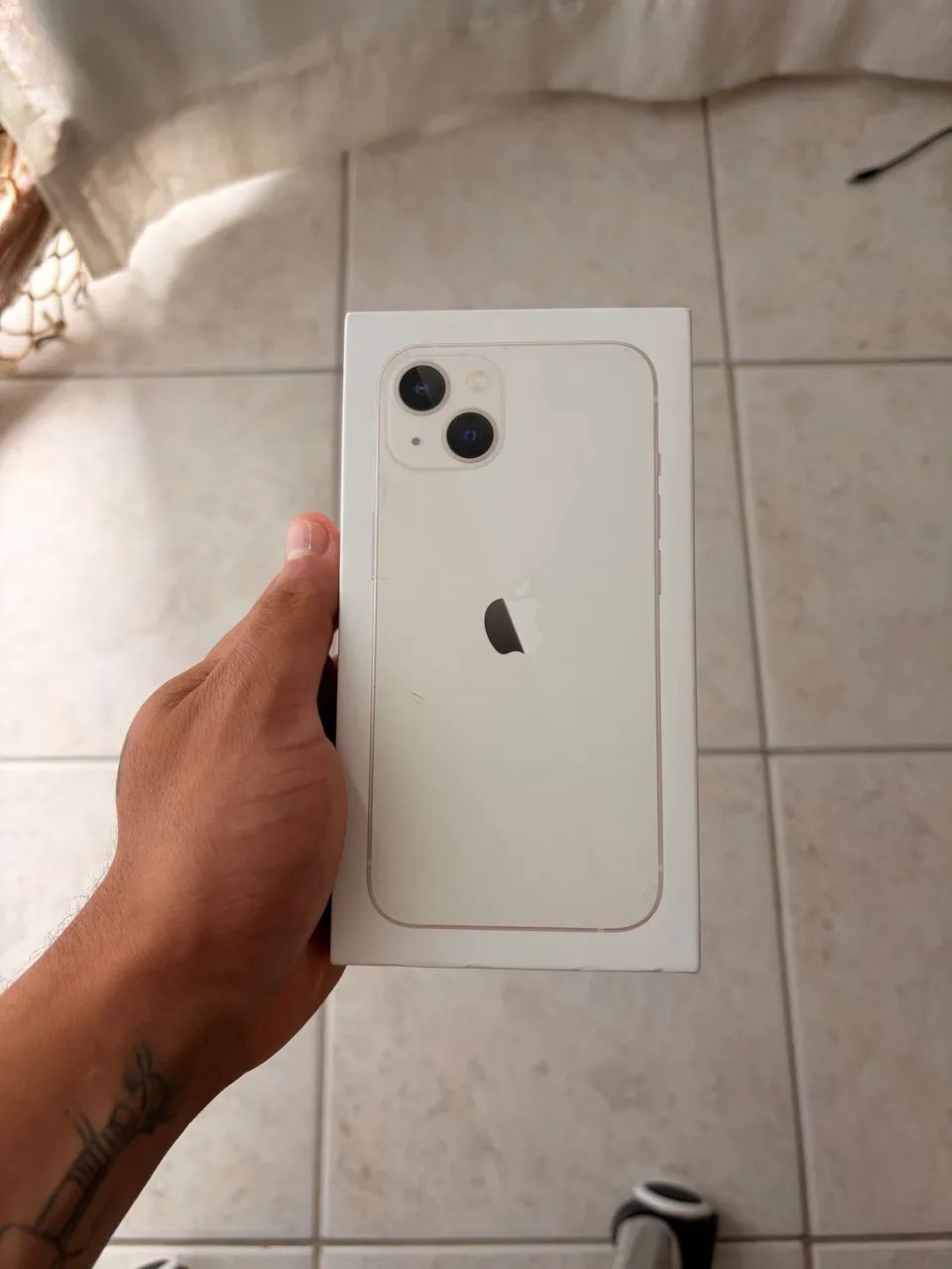 Iphone 13 branco 128gb + Cabo de USB-C para Lightning ORIGINAL  - Foto 5