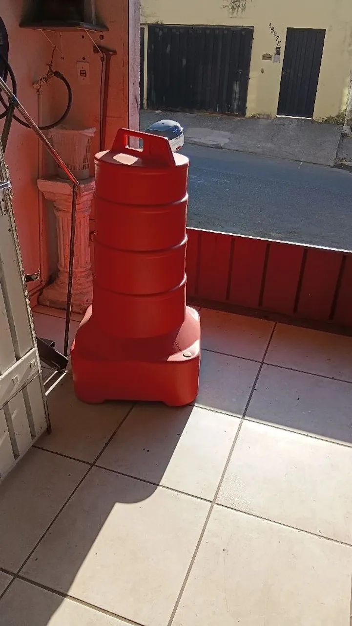 Cone de sinalização barril 