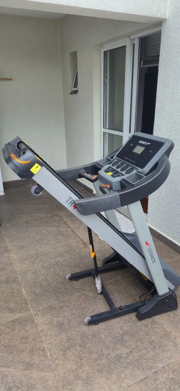 [Usada] Esteira Ergométrica Speedo TR4 - Inclinação Eletrônica - Foto 4