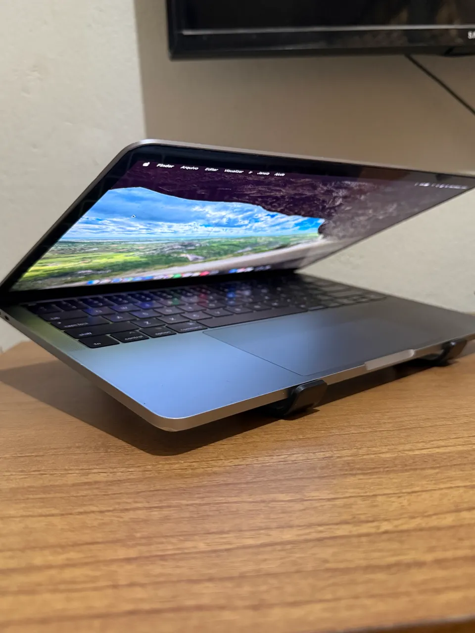 MACBOOK NEO, 256GB, 8GB RAM, TELA 13 POL., LACRADO, LANÇAMENTO