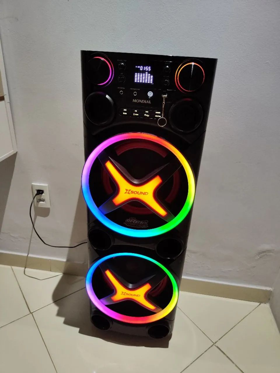 Caixa de Som MONDIAL 2200w