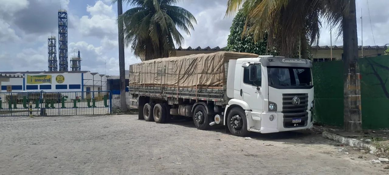 Caminhão 24-280 Bitruck 2015