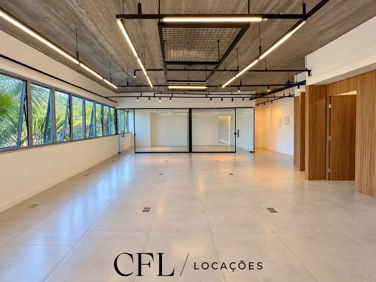 Sala Comercial de Alto Padrão | 189,24m² | Square SC