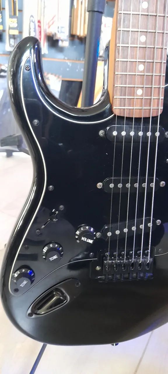 Guitarra Memphis canhota semi nova  - Foto 3