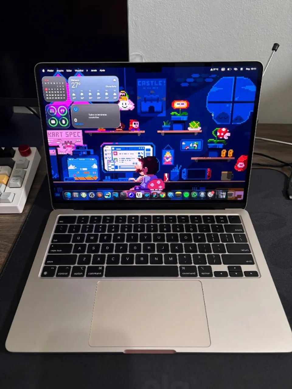 MacBook Air M2 Starlight - 8GB RAM / 256GB SSD - Apple M2