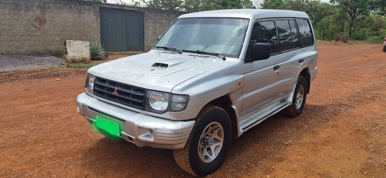 Mitsubishi Pajero Pajero GLS 2.8 Diesel Turbo Mec. 2000