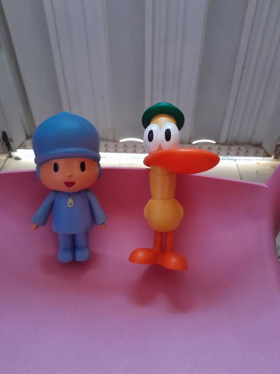 Bonecos do Pocoyo e Pato - Foto 2