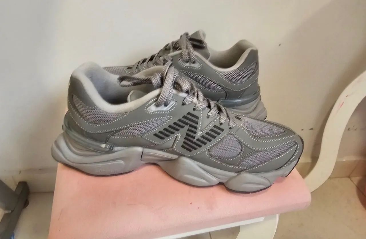 Tenis new balance 9060 - Foto 2