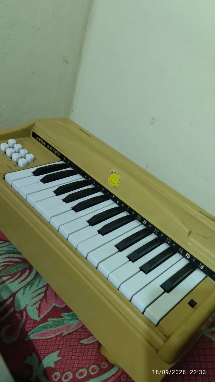 Vendo esse teclado!