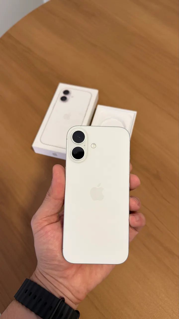 iPhone 17 White 256GB, Seminovo impecável, com Garantia Apple até