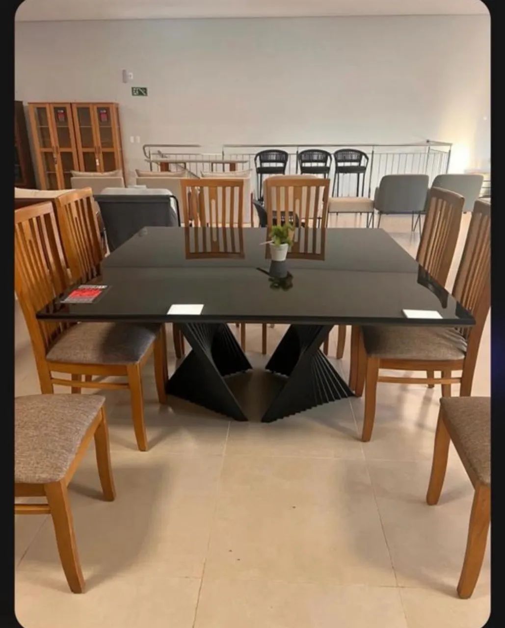 Mesa de jantar 8 lugares  - Foto 2