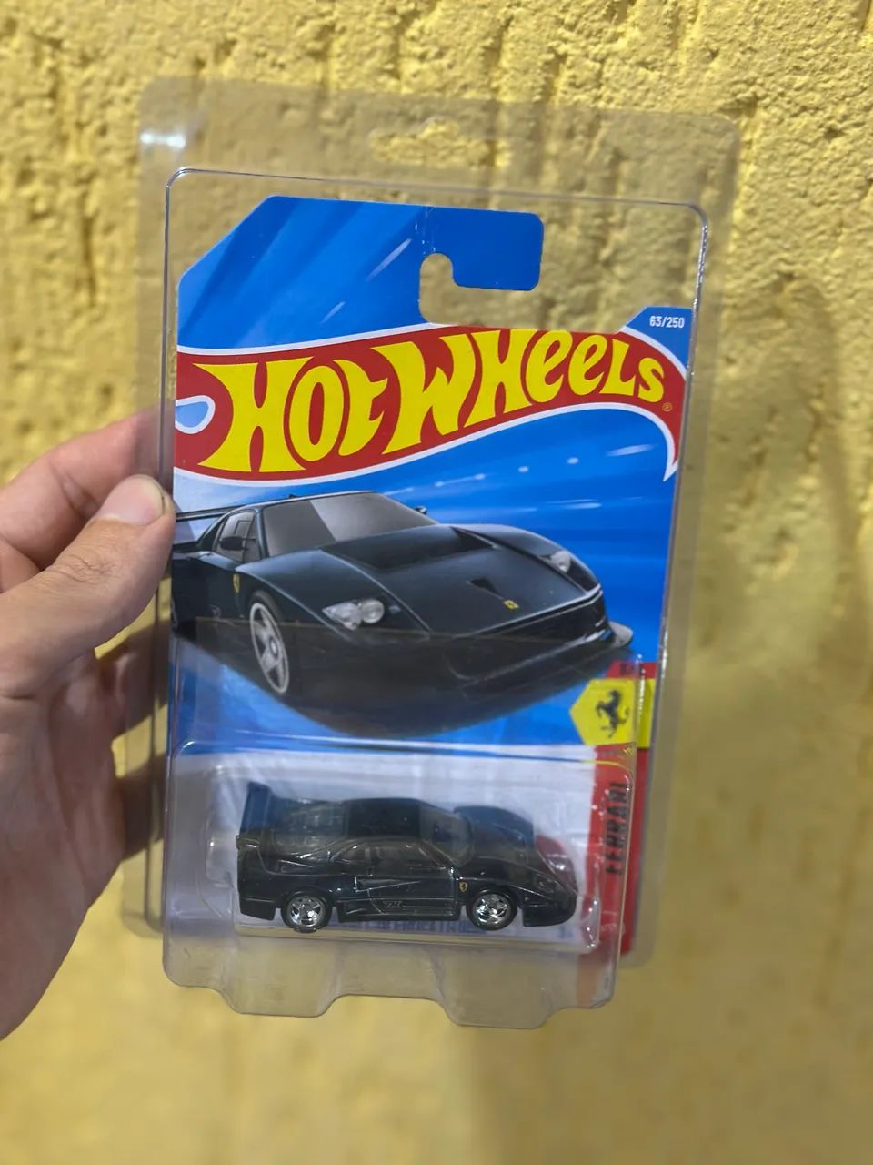 Hot wheels Ferrari F40 STH 2026 Super T Hunt + Protetor Cartela